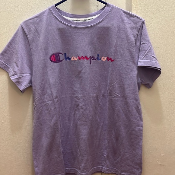 Champion Tops - Champion Lavender Sweatshirt with Multicolor Logo Women’s Medium